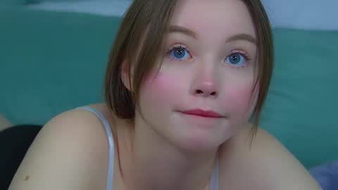 Snapshot of keiraace chatting on October 15, 7:38 pm Keira online show from October 15, 7:38 pm