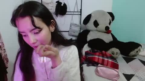 annie rosse16 online show from October 6, 8:02 pm