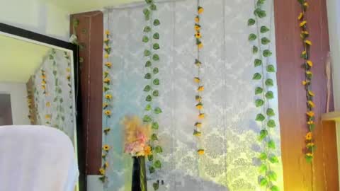 kelly__thomson online show from June 22, 9:34 pm