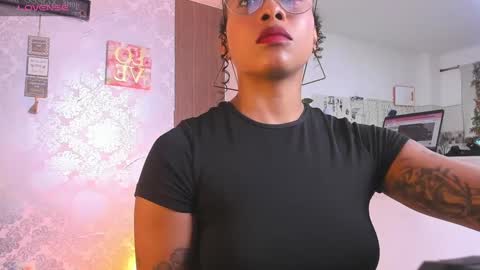 Snapshot of kelly__thomson chatting on September 19, 11:15 pm kelly__thomson online show from September 19, 11:15 pm