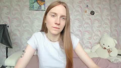 kelly_gerzikaaa online show from June 18, 3:52 am