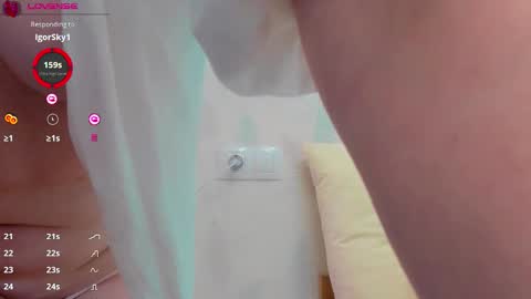 Kelly   online show from March 4, 10:22 am