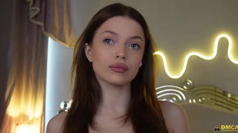 kelly_peachpiee online show from February 3, 6:16 am