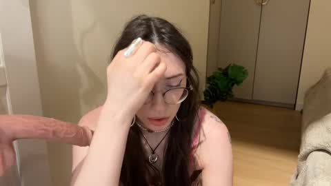 Kelly online show from March 8, 6:23 pm