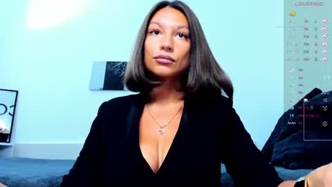 kellysmits online show from June 22, 5:10 pm