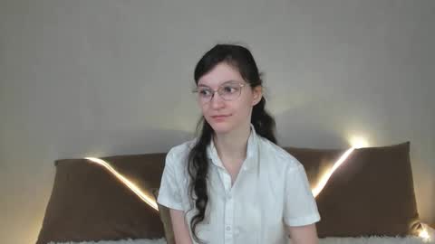 Kelsirabenold online show from March 16, 5:10 am