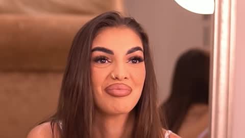 Kendal online show from October 18, 4:48 am