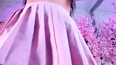 kendall online show from June 12, 5:48 am