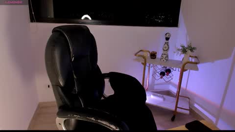 kendra  Benz online show from October 23, 11:55 pm