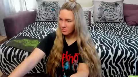 Kendra online show from September 9, 1:49 am