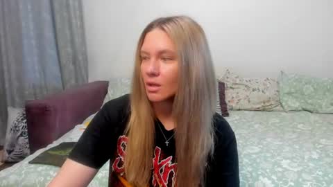 Kendra online show from June 29, 11:37 pm