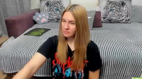 Kendra online show from November 28, 2:03 am