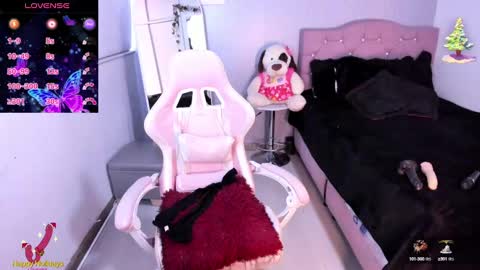 Snapshot of kenia_thompson01 chatting on December 20, 7:50 pm 01 online show from December 20, 7:50 pm