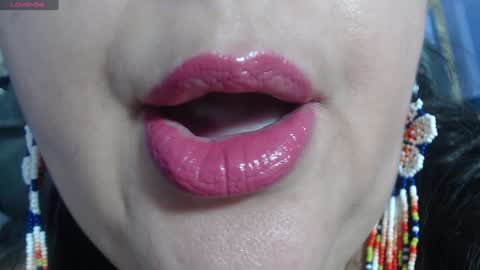 K E R L Y online show from January 31, 8:22 pm