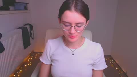 Snapshot of ketrin_pirsss chatting on January 31, 10:52 pm Ketrin online show from January 31, 10:52 pm