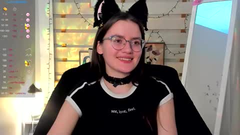 Snapshot of ketrin_pirsss chatting on October 17, 9:40 pm Ketrin online show from October 17, 9:40 pm