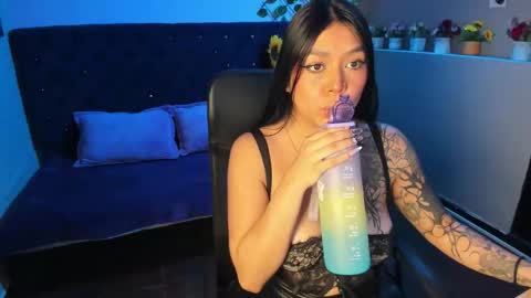 keyla_cutte online show from December 4, 4:15 am