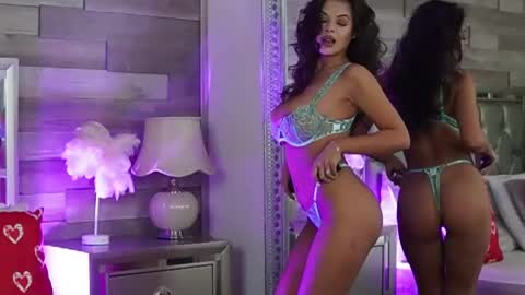 Snapshot of keylaconner chatting on February 15, 5:09 am keylaconner online show from February 15, 5:09 am