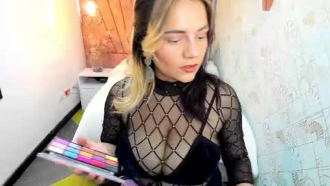 kiara Cruz online show from August 7, 8:05 pm