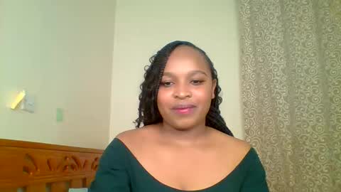 Angela online show from March 7, 9:33 pm