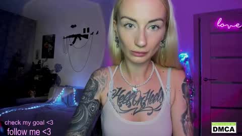 Snapshot of kiki_cute__ chatting on September 13, 7:44 pm Kiki online show from September 13, 7:44 pm
