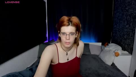 Kiki online show from December 6, 10:05 am