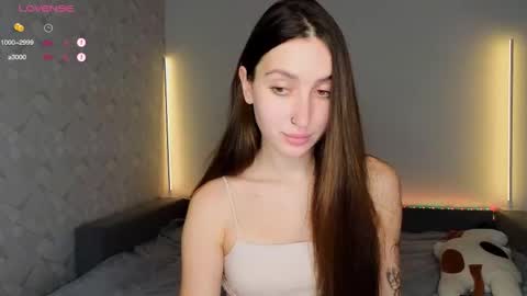 Kikky online show from November 27, 8:45 pm