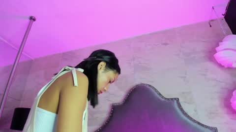 cherry  online show from April 24, 3:31 am