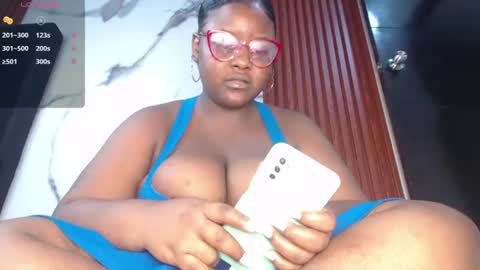 Kim  Follow me please online show from June 24, 3:27 am