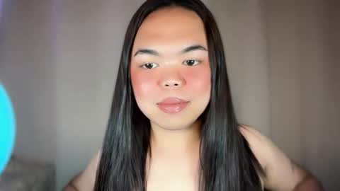 KYLIE online show from December 19, 12:52 pm