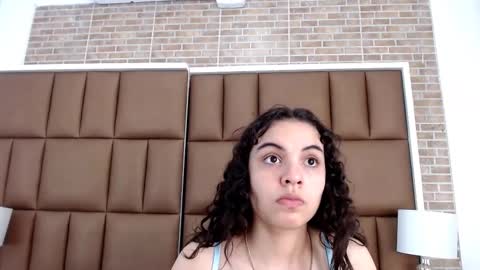 K I M online show from February 22, 2:38 pm