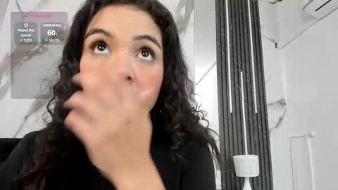 K I M online show from September 12, 1:07 pm