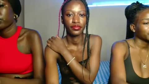 Kimberly online show from November 19, 3:56 pm