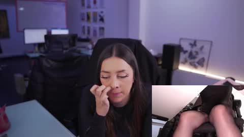 Kimberly 1200-1900 GMT-5 online show from October 9, 9:30 pm