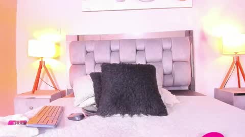 kimberly online show from November 17, 12:22 am