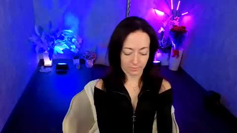 Kimberly online show from June 13, 10:45 am