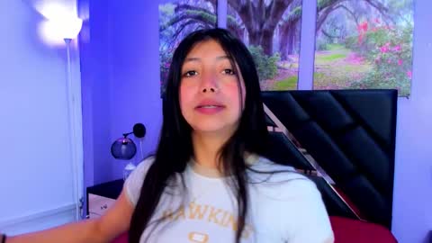 Snapshot of kimberlyvillalobos chatting on October 6, 11:38 am Kimberly Villalobos online show from October 6, 11:38 am