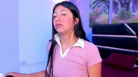 Snapshot of kimberlyvillalobos chatting on February 13, 12:32 pm Kimberly Villalobos online show from February 13, 12:32 pm