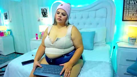 Snapshot of kimbrookss chatting on September 19, 11:20 am KimBrooks online show from September 19, 11:20 am