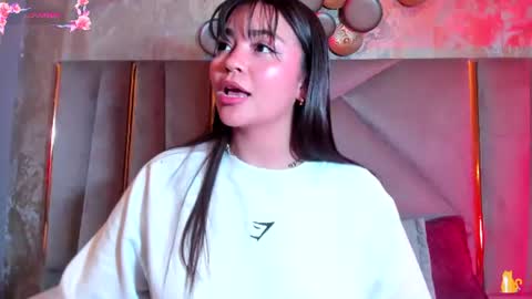 KIM  online show from August 7, 2:40 am