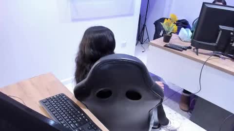 Camila online show from March 17, 2:43 pm