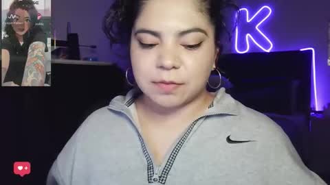 Kimmi online show from May 2, 3:10 am