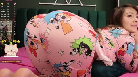 Kimmie online show from December 20, 8:02 pm