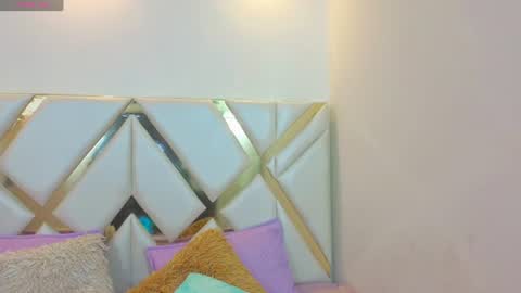 Kimmy  online show from June 11, 12:24 pm