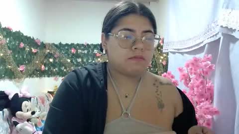 Kimmy online show from November 28, 3:09 am