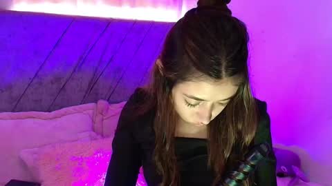 Snapshot of kimmy_veggaa chatting on September 20, 5:11 pm kimm online show from September 20, 5:11 pm