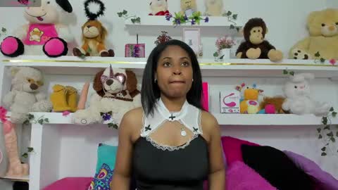 kimmy_wold online show from May 23, 5:55 pm