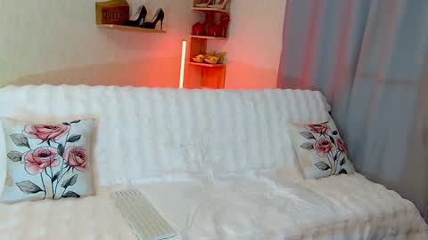 Kim online show from May 13, 8:36 pm