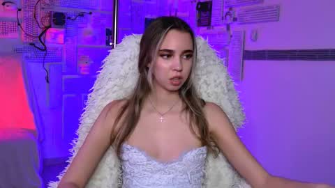 kimporins online show from March 18, 5:40 pm