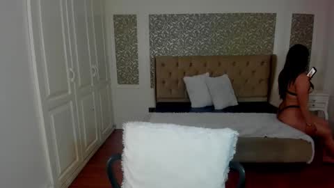 Kim online show from November 18, 7:37 pm